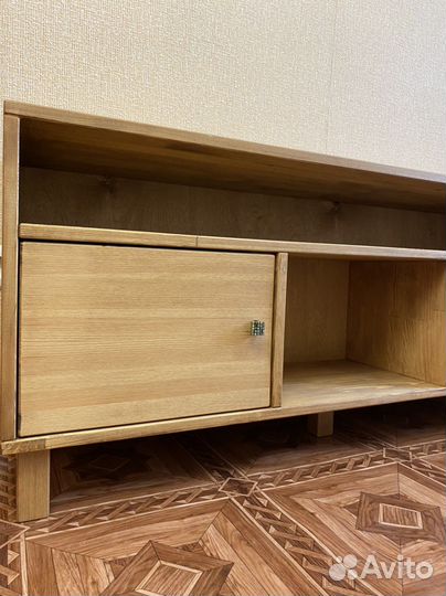 Тумба под телевизор