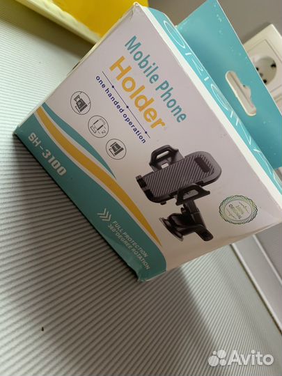 Подставка для телефона в машину