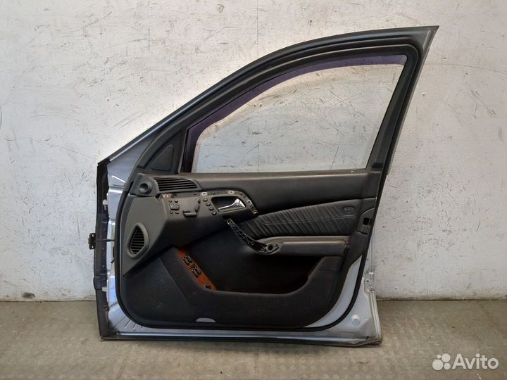 Стекло боковой двери Mercedes S W220, 2002