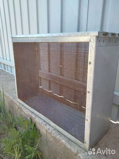 Изолятор для пчёл