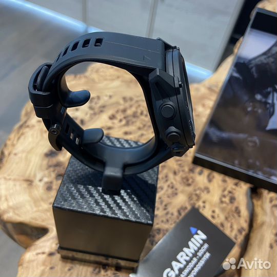 Смарт-часы Garmin Descent G1 solar Dive computer