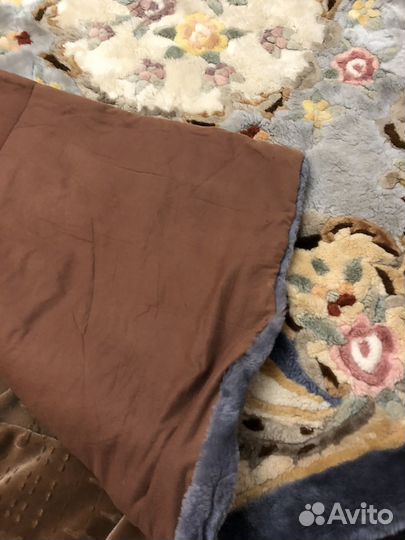 Ковер меховой