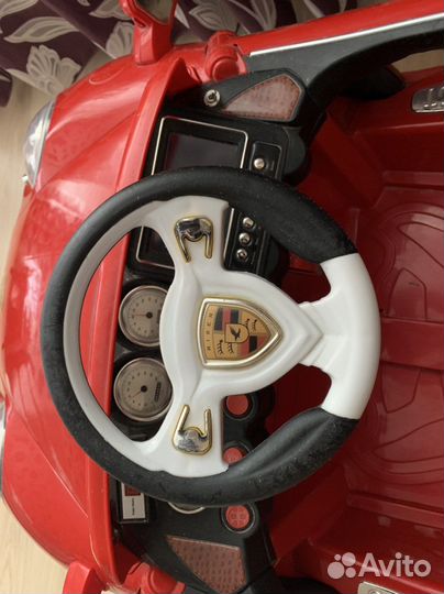 Детский электромобиль