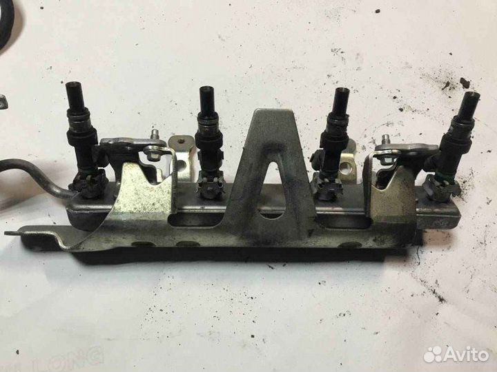 Рейка топливная Nissan Note