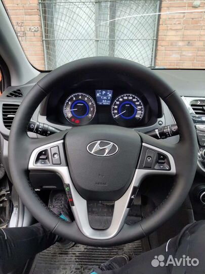 Руль Hyundai Solaris (2011-2017) перетянутый