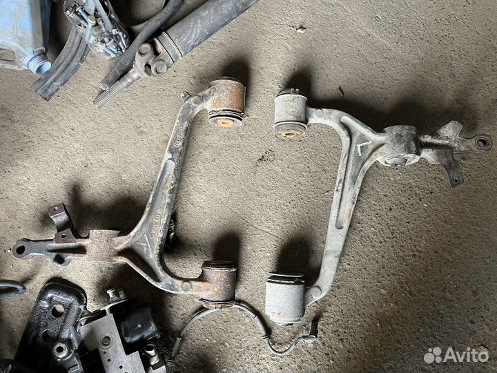 Нижний рычаг w210 4matic