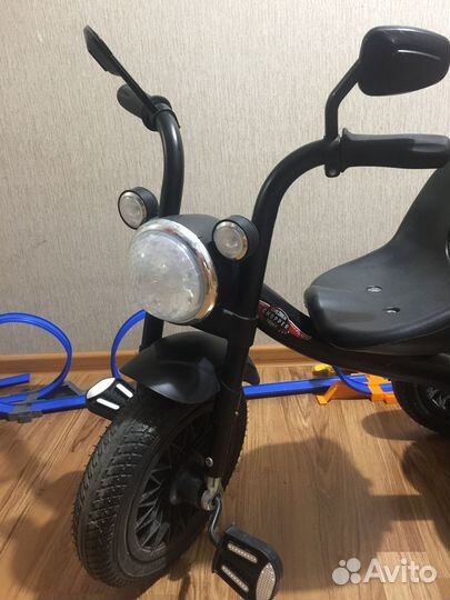 Детский трехколесный велосипед