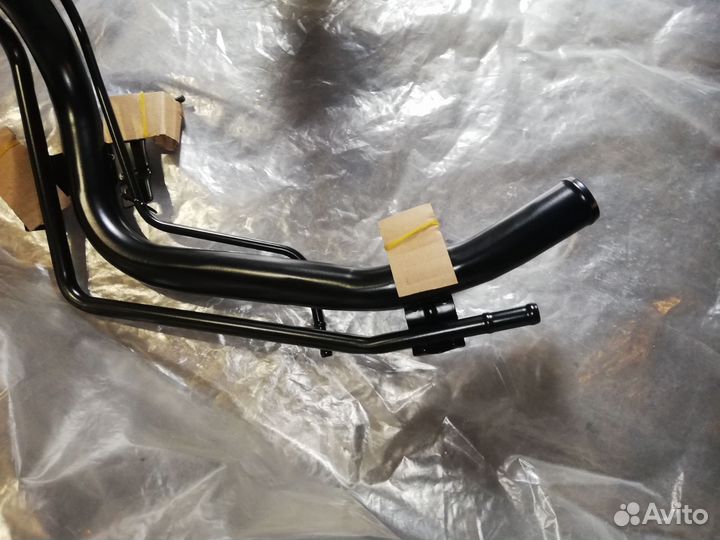 Горловина топливного бака для toyota camry v40