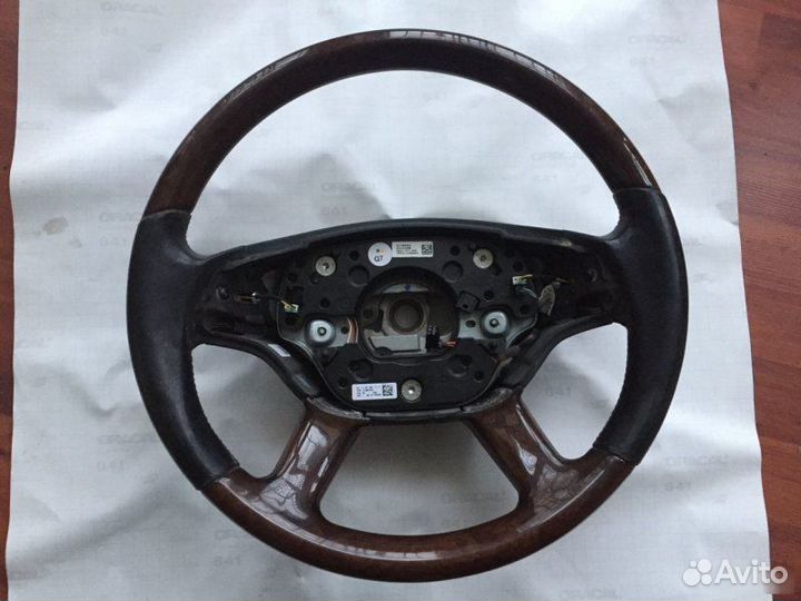 Руль Mercedes-Benz S-Class W221