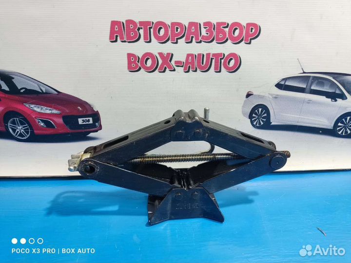 Домкрат Пежо Ситроен