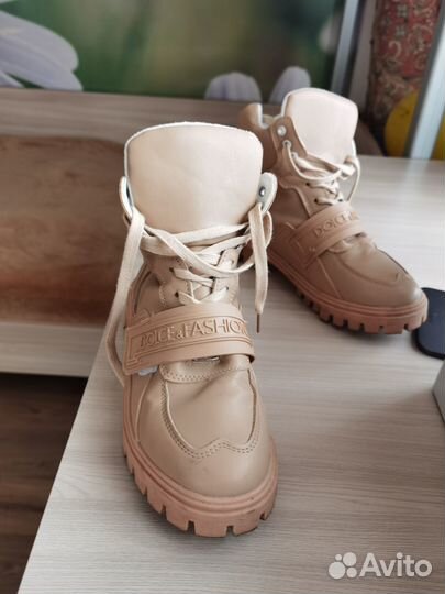 Ботинки женские 38 размера