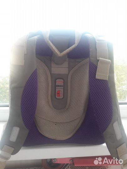 Рюкзак школьный