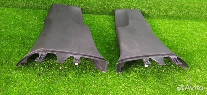 Обшивки стойки крыши пара Volkswagen Passat B7