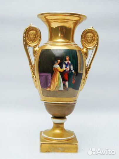 Антикварная ваза