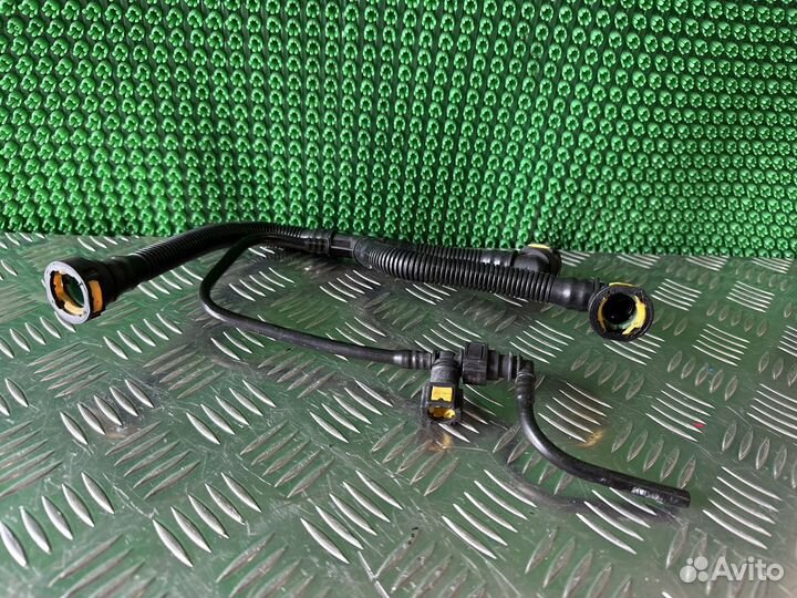 Патрубок вентиляции картерных газов Peugeot 307