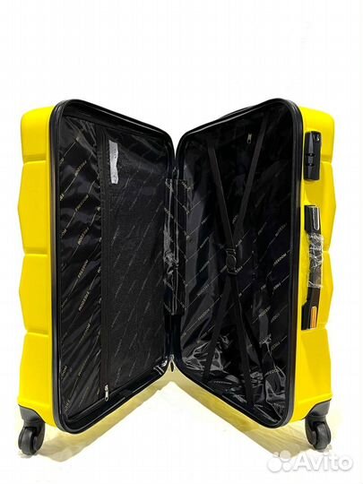 Чемодан ABS пластик, желтый, размер S