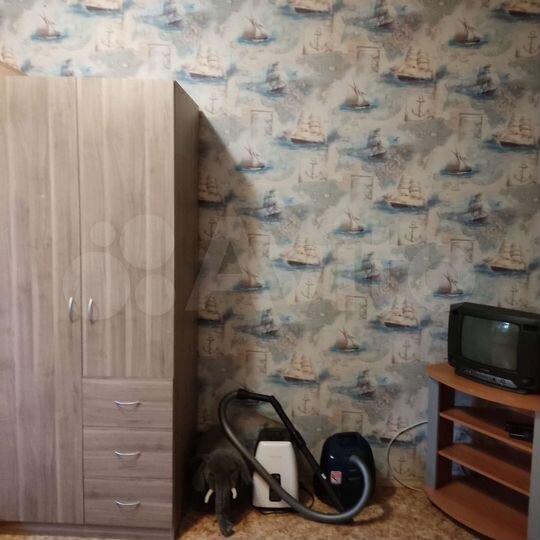 Комната 14 м² в 3-к., 2/17 эт.