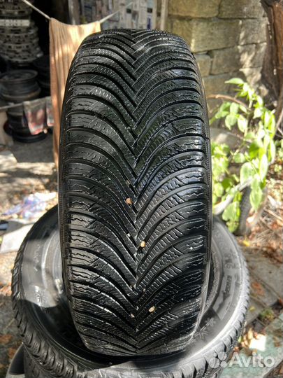 Michelin Alpin 5 205/60 R16