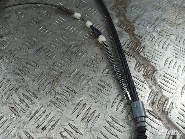 Трос ручника правый Opel Vectra 1.4-1.6-1.8-1.7D