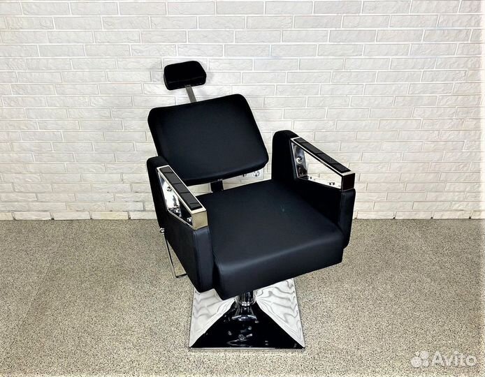 Парикмахерское кресло Praga, с откидной спинкой