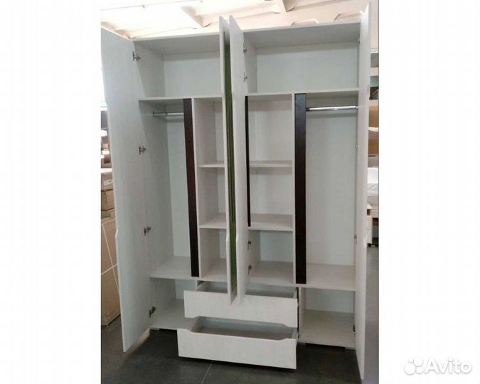 Спальный гарнитур новый