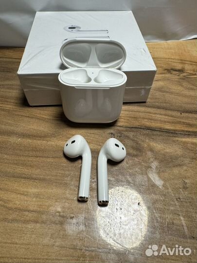 Наушники Apple Airpods 1 поколения (оригинал )