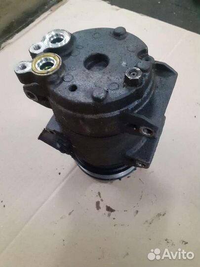 Компрессор кондиционера Volvo XC90