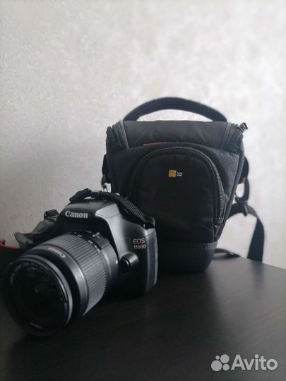 Зеркальный фотоаппарат Сanon EOS 1100 D