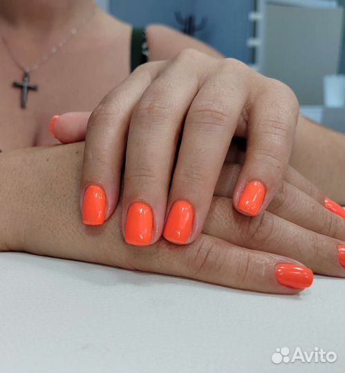 Маникюр, педикюр с покрытием гель-лак