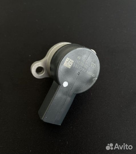 Регулятор давления топлива a6110780149