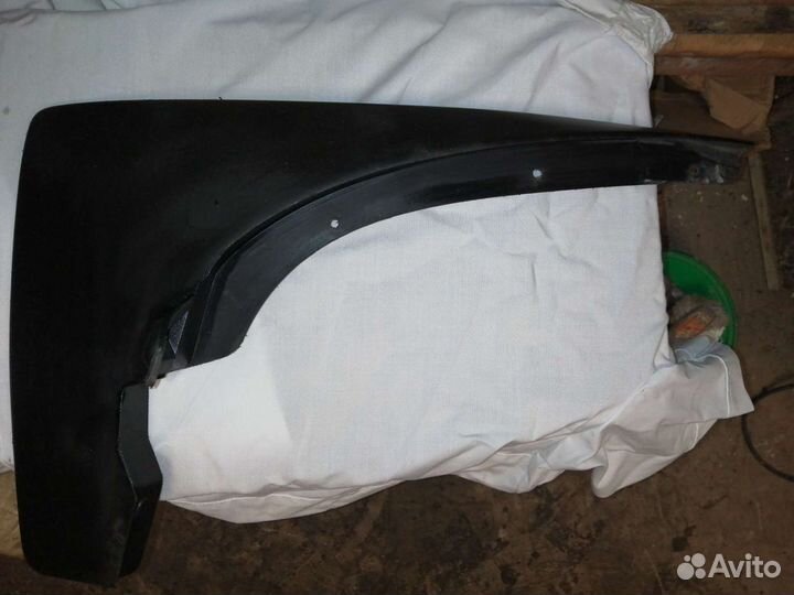 Брызговик Навара, Патфиндэр