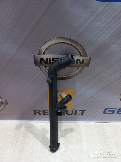 Патрубок на блоке Renault sandero 2