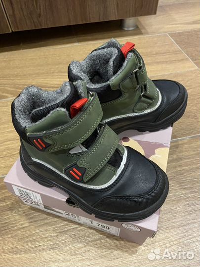 Ботинки демисезонные 25