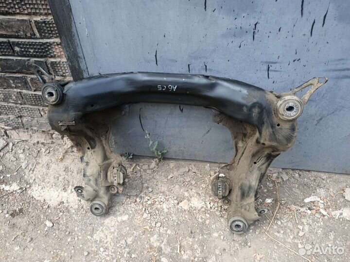 Подрамник/балка передняя Audi A6 C5. 2,5 TDI