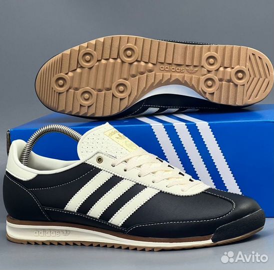 Новинка Adidas SL 72 Core Black Leather