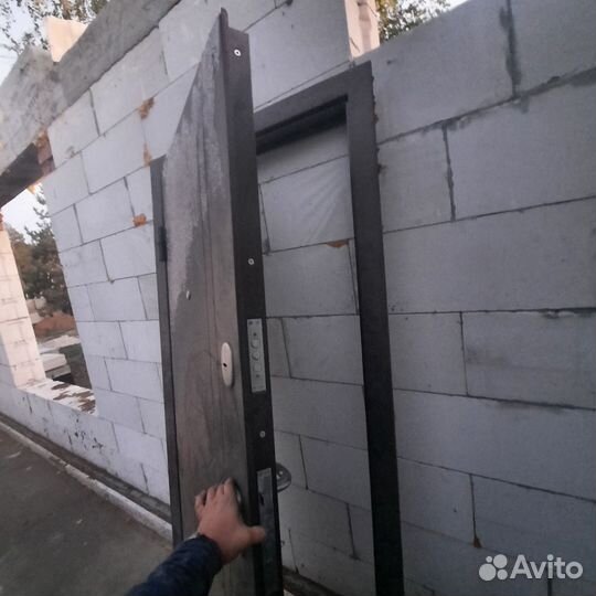 Дверь входная металлическая уличная