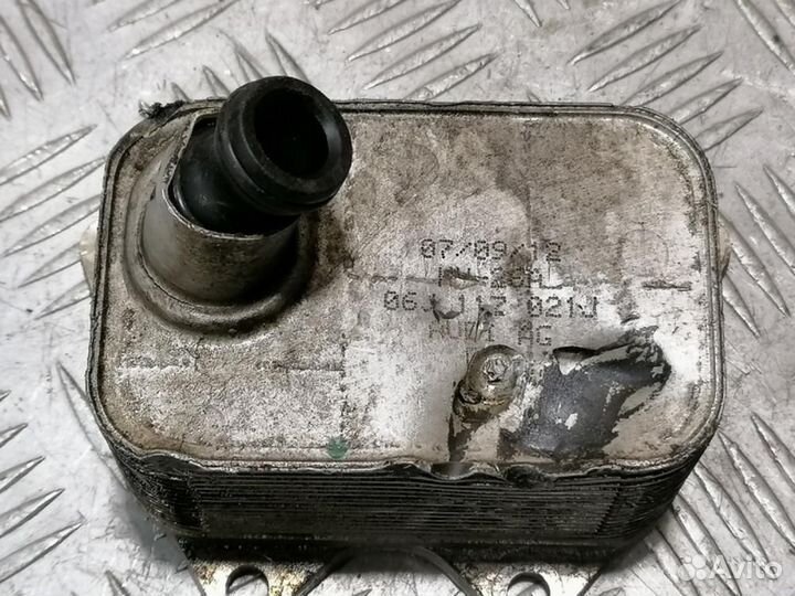 Радиатор масляный Audi A6 c7 C7