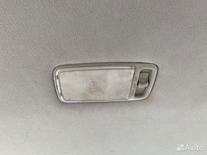 Плафон освещения салона Toyota Mark 2 100