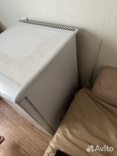 Холодильник Морозильная камера бу маленькая