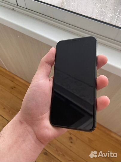 iPhone X, 64 ГБ
