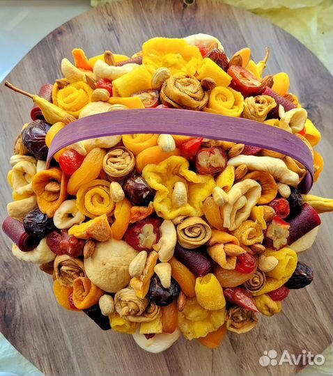 Съедобные букеты из сухофруктов и орехов