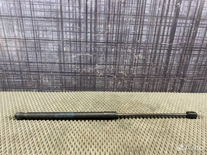 Амортизатор багажника Audi A4 Avant B8 cdhb 2008