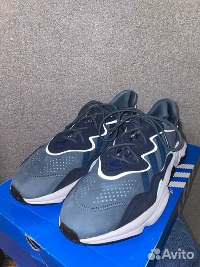 Кроссовки мужские Adidas Ozweego