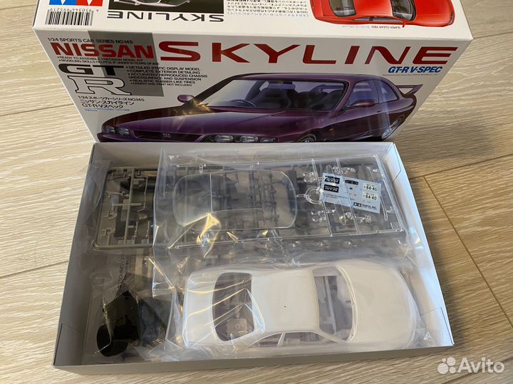 Сборная модель Nissan Skyline GT-R (R33) 1/24