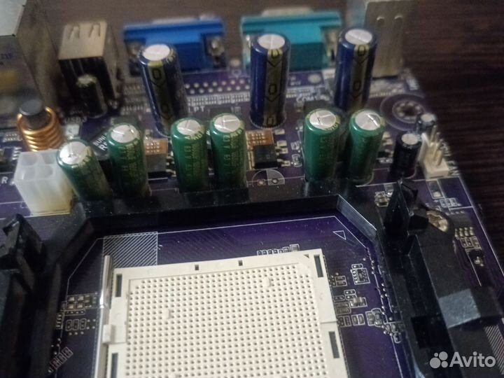 Материнская плата