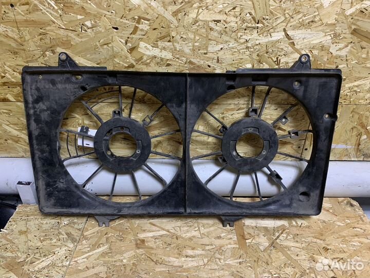 Диффузор радиатора охлаждения Mazda 6 GH