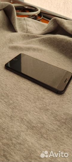 iPhone 8 Plus, 128 ГБ