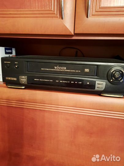 Видеомагнитофон samsung