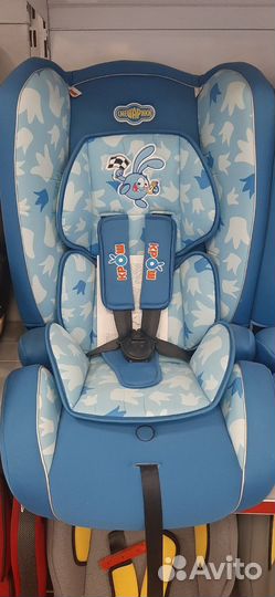 Продам новые автокресла вес от 9кг до 36кг