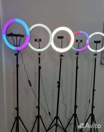 Новая цветная кольцевая лампа